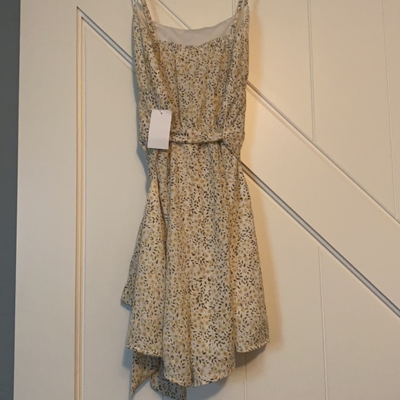 Spaghetti strap and lightweight romper - Picture 2 of 4